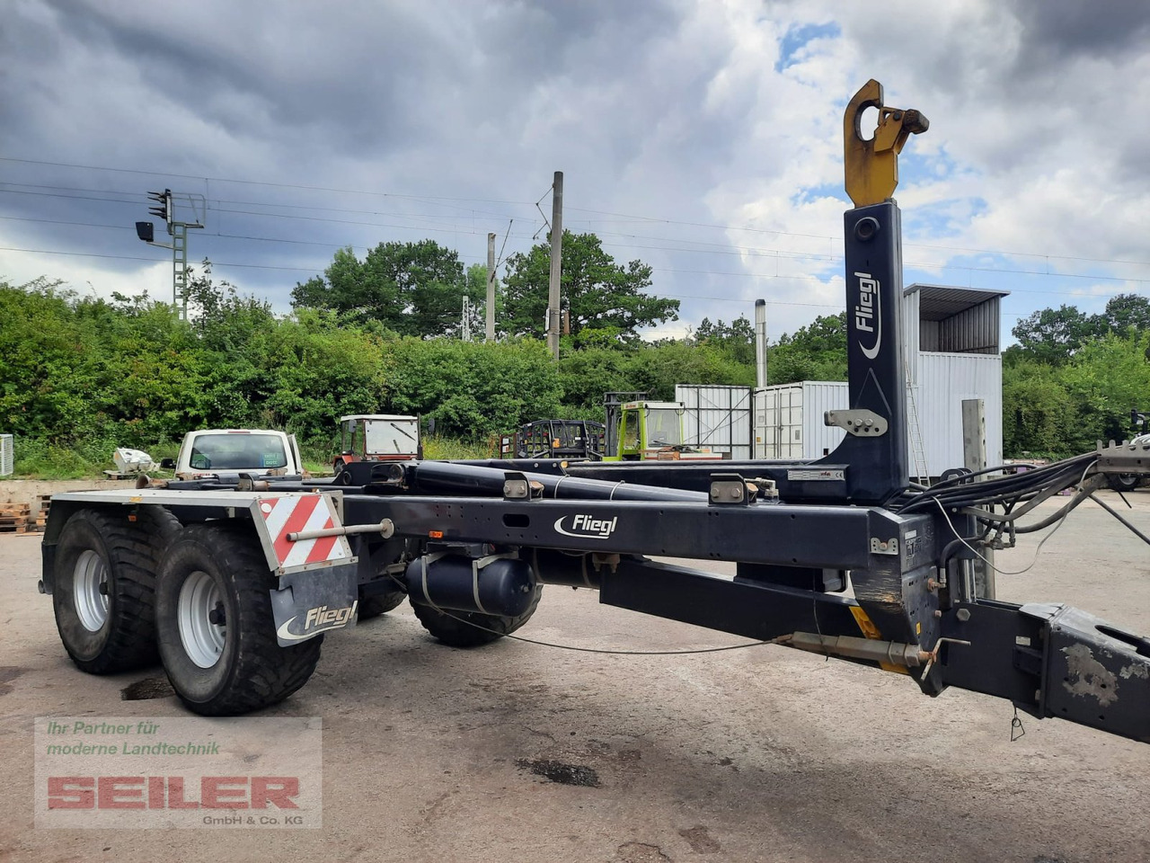 Fliegl HKL 22 Tandem - Мултилифт/ Лифтдъмпер ремарке: снимка 2 Fliegl HKL 22 Tandem - Мултилифт/ Лифтдъмпер ремарке: снимка 2