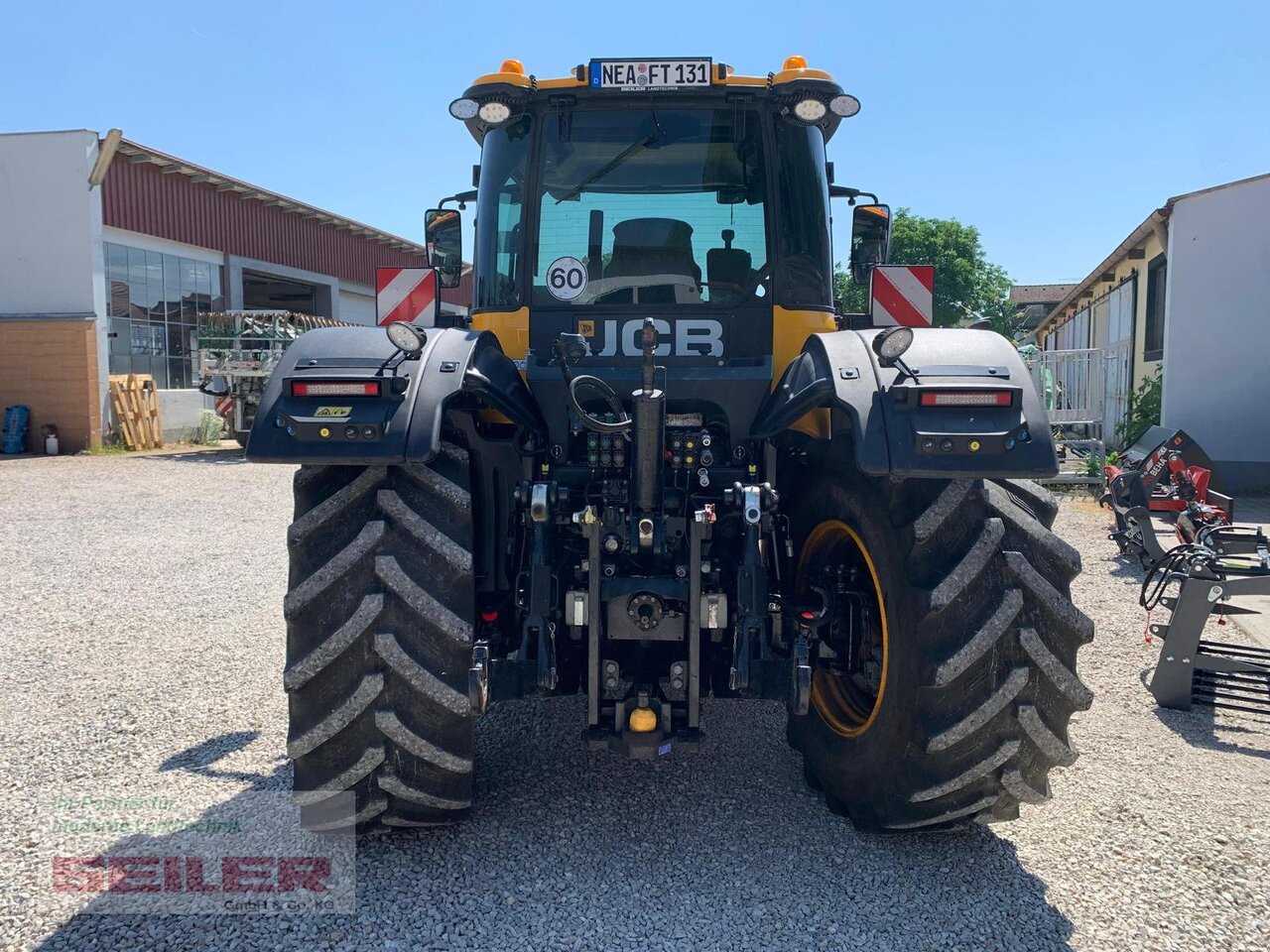 JCB Fastrac 4220 - Трактор: снимка 4 JCB Fastrac 4220 - Трактор: снимка 4