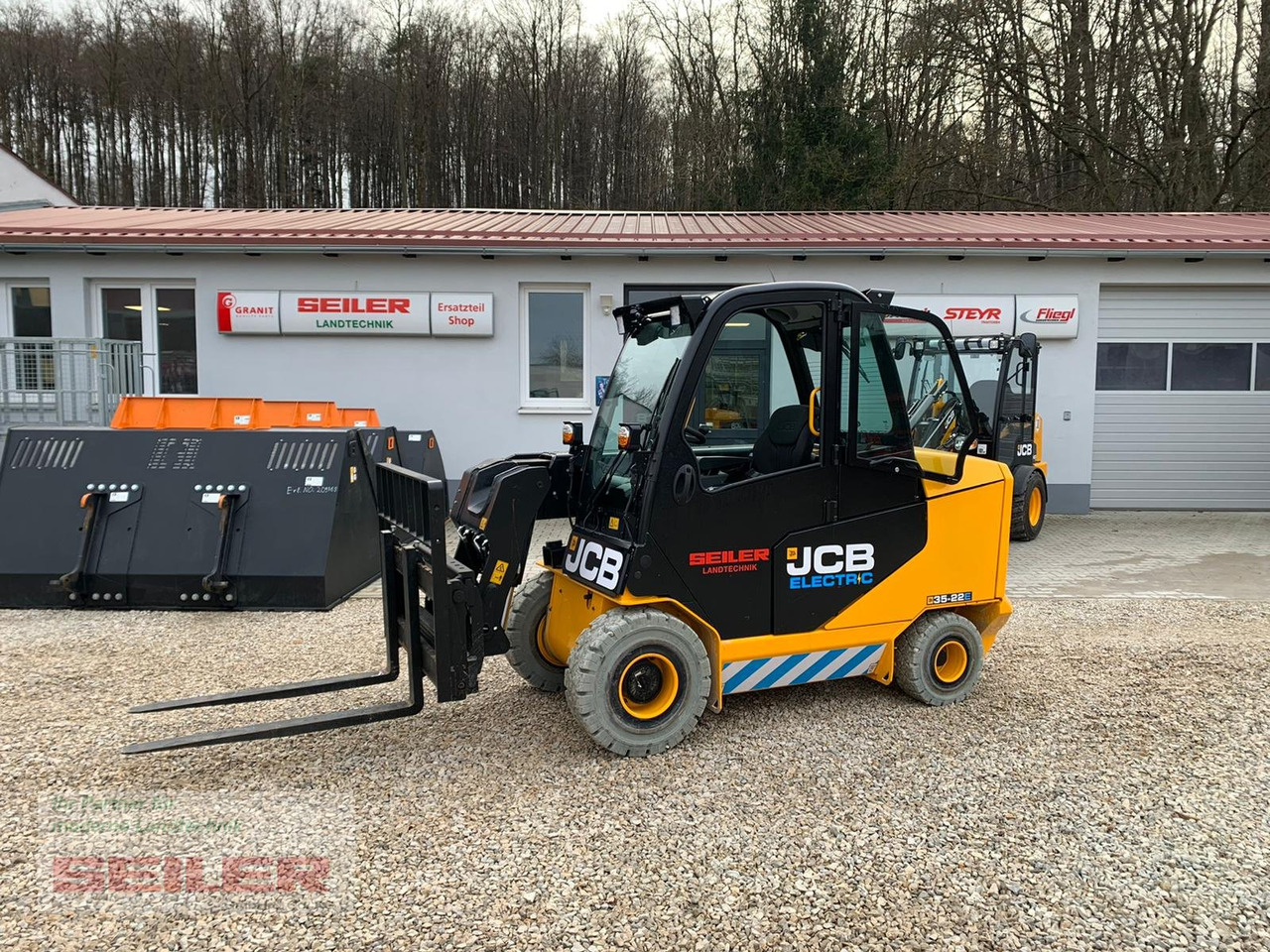 JCB TLT 35-22E Teletruk - Телескопичен товарач: снимка 1 JCB TLT 35-22E Teletruk - Телескопичен товарач: снимка 1