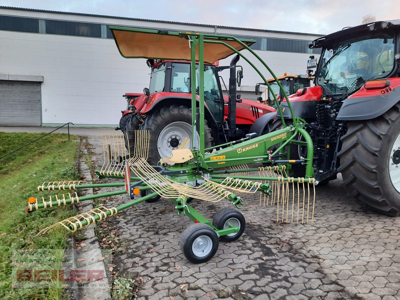 Krone Swadro S460 - Гребло/ Сенообръщачка: снимка 1 Krone Swadro S460 - Гребло/ Сенообръщачка: снимка 1