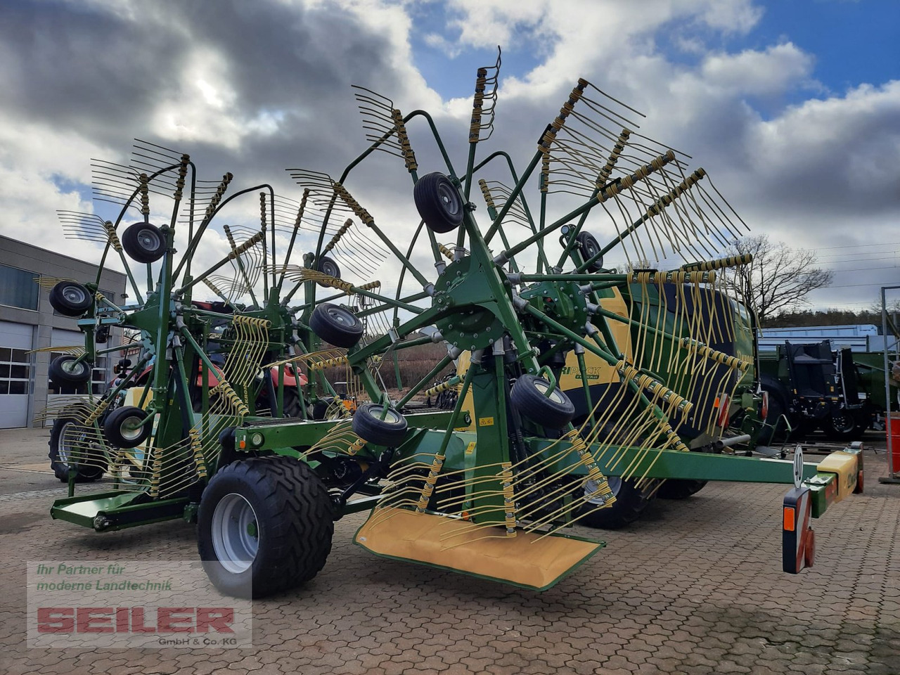 Krone Swadro TC 1370 - Гребло/ Сенообръщачка: снимка 4 Krone Swadro TC 1370 - Гребло/ Сенообръщачка: снимка 4