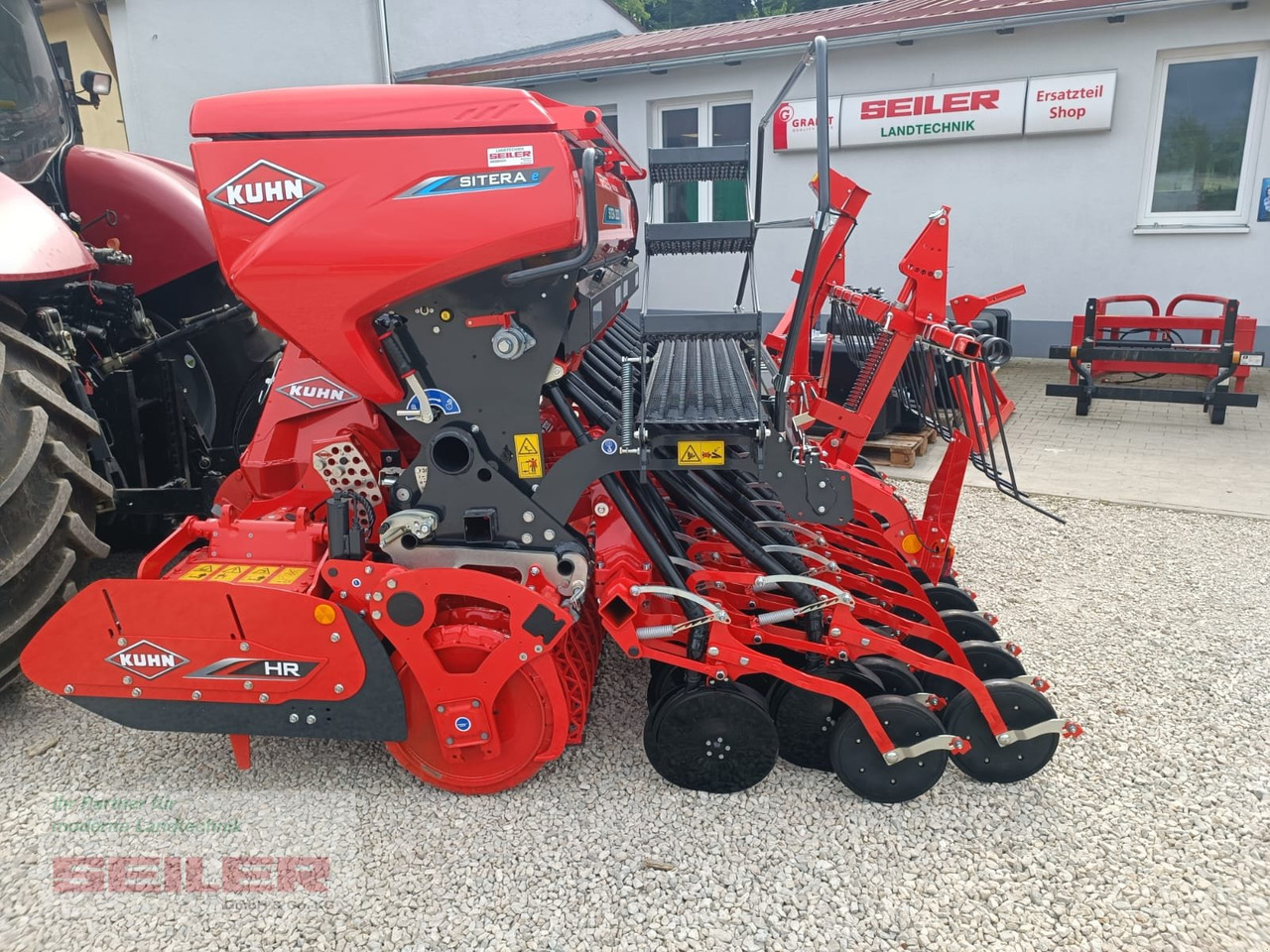 Kuhn HR 3030 D + Sitera 3030-24E - Комбинирана сеялка: снимка 1 Kuhn HR 3030 D + Sitera 3030-24E - Комбинирана сеялка: снимка 1