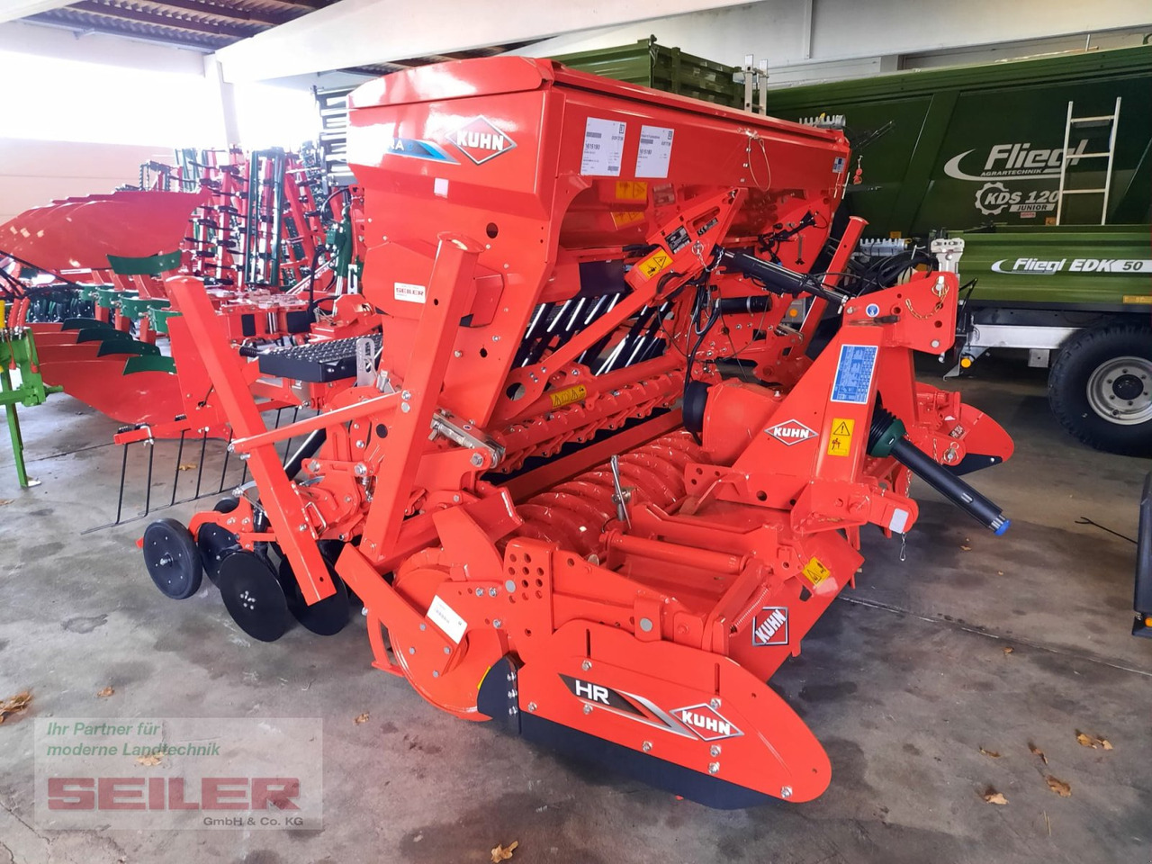 Kuhn HR 304 + Sitera 330-20E - Комбинирана сеялка: снимка 4 Kuhn HR 304 + Sitera 330-20E - Комбинирана сеялка: снимка 4