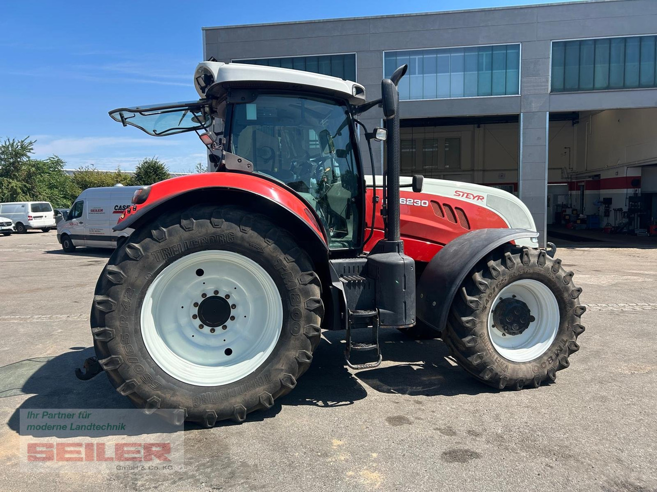 Steyr CVT 6230 EcoTech - Трактор: снимка 3 Steyr CVT 6230 EcoTech - Трактор: снимка 3