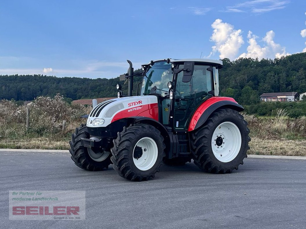 Steyr Kompakt 4075 HILO - Трактор: снимка 1 Steyr Kompakt 4075 HILO - Трактор: снимка 1