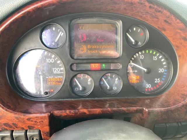 Шаси кабина DAF CF 85.430 Manual gear Euro 4: снимка 11