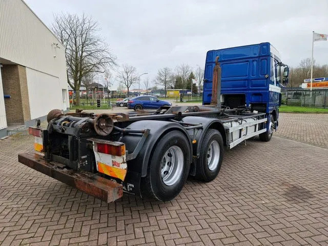DAF XF 95.430 Euro 4 6x2 Manual-Gear - Шаси кабина: снимка 3 DAF XF 95.430 Euro 4 6x2 Manual-Gear - Шаси кабина: снимка 3