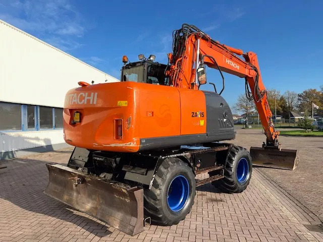 Hitachi ZX 140W-3 - Колесен багер: снимка 4 Hitachi ZX 140W-3 - Колесен багер: снимка 4