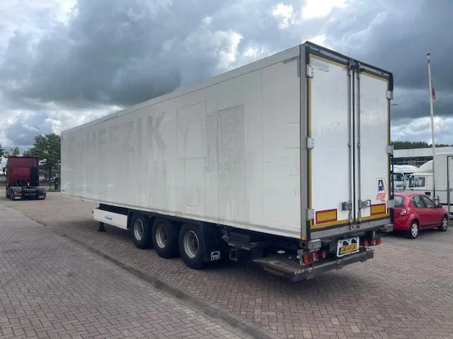 Krone CARRIER VECTOR 1950 NL-TRAILER 3 AXELS - Рефрижератор полуремарке: снимка 4 Krone CARRIER VECTOR 1950 NL-TRAILER 3 AXELS - Рефрижератор полуремарке: снимка 4