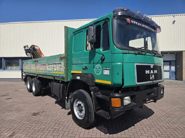 MAN 26.362 6x4 Full spring Euro 2 - Бордови камион, Камион с кран: снимка 2 MAN 26.362 6x4 Full spring Euro 2 - Бордови камион, Камион с кран: снимка 2