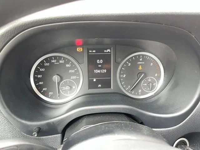 Малък ван Mercedes-Benz Vito 110 CDI Financiering/inruil mogelijk: снимка 19
