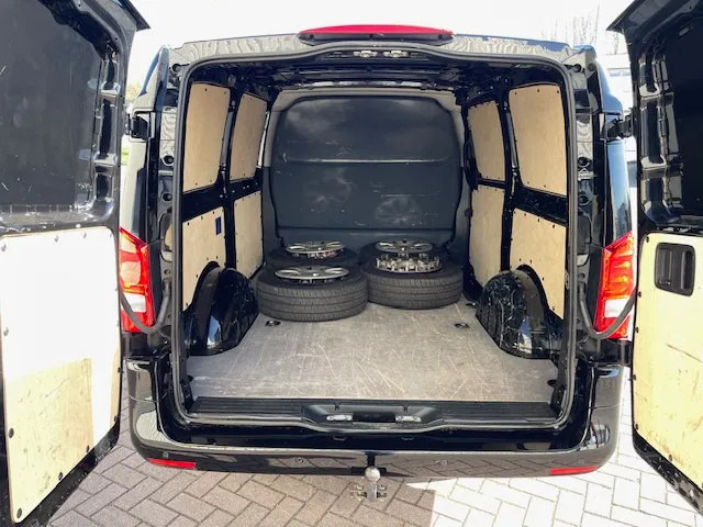 Малък ван Mercedes-Benz Vito 110 CDI Financiering/inruil mogelijk: снимка 6