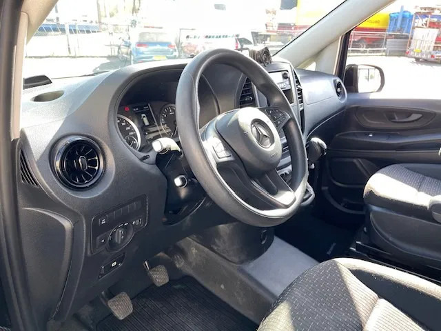 Малък ван Mercedes-Benz Vito 110 CDI Financiering/inruil mogelijk: снимка 14
