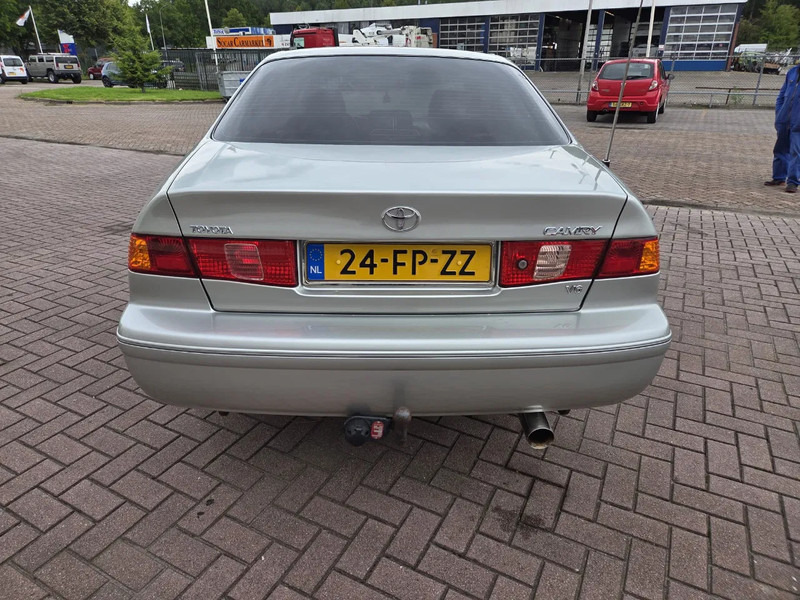 Toyota Camry 3.0 V6 24v // Automaat // leather Seats Cruise Control - Седан: снимка 4 Toyota Camry 3.0 V6 24v // Automaat // leather Seats Cruise Control - Седан: снимка 4