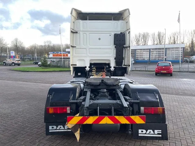 DAF XF 105.410 Euro 5 2 tanks Retarder Automatic - Влекач: снимка 4 DAF XF 105.410 Euro 5 2 tanks Retarder Automatic - Влекач: снимка 4