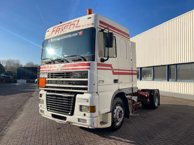 DAF XF 95.430 Manual-Gear Euro 3 - Влекач: снимка 3 DAF XF 95.430 Manual-Gear Euro 3 - Влекач: снимка 3