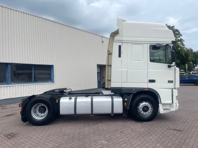 DAF XF 95.480 Euro 2 Manual-gear - Влекач: снимка 5 DAF XF 95.480 Euro 2 Manual-gear - Влекач: снимка 5