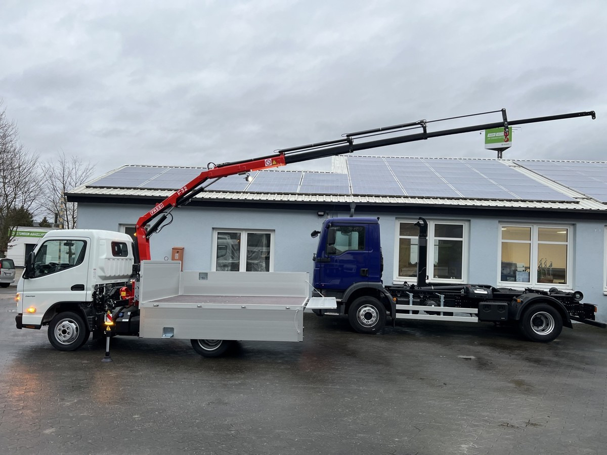 FUSO 3S15 Alu Pritsche 2.80m Ladekran Funk! sofort ve - Бордови камион, Камион с кран: снимка 3 FUSO 3S15 Alu Pritsche 2.80m Ladekran Funk! sofort ve - Бордови камион, Камион с кран: снимка 3