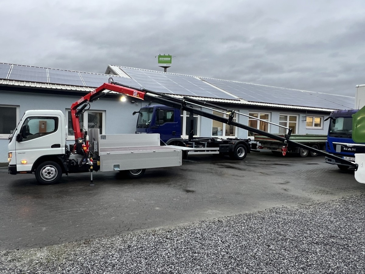 FUSO 3S15 Alu Pritsche 2.80m Ladekran Funk! sofort ve - Бордови камион, Камион с кран: снимка 5 FUSO 3S15 Alu Pritsche 2.80m Ladekran Funk! sofort ve - Бордови камион, Камион с кран: снимка 5