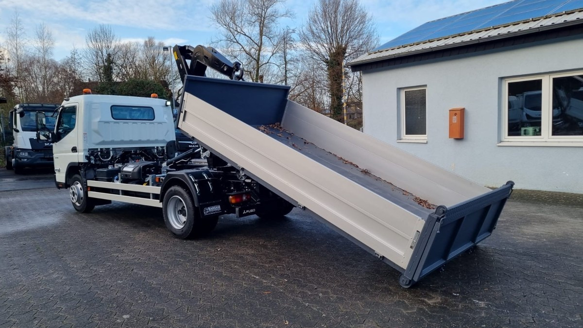 FUSO FUSO 9C18 40km/h City Abrollkipper WLF Swiss CH - Мултилифт с кука камион: снимка 5 FUSO FUSO 9C18 40km/h City Abrollkipper WLF Swiss CH - Мултилифт с кука камион: снимка 5
