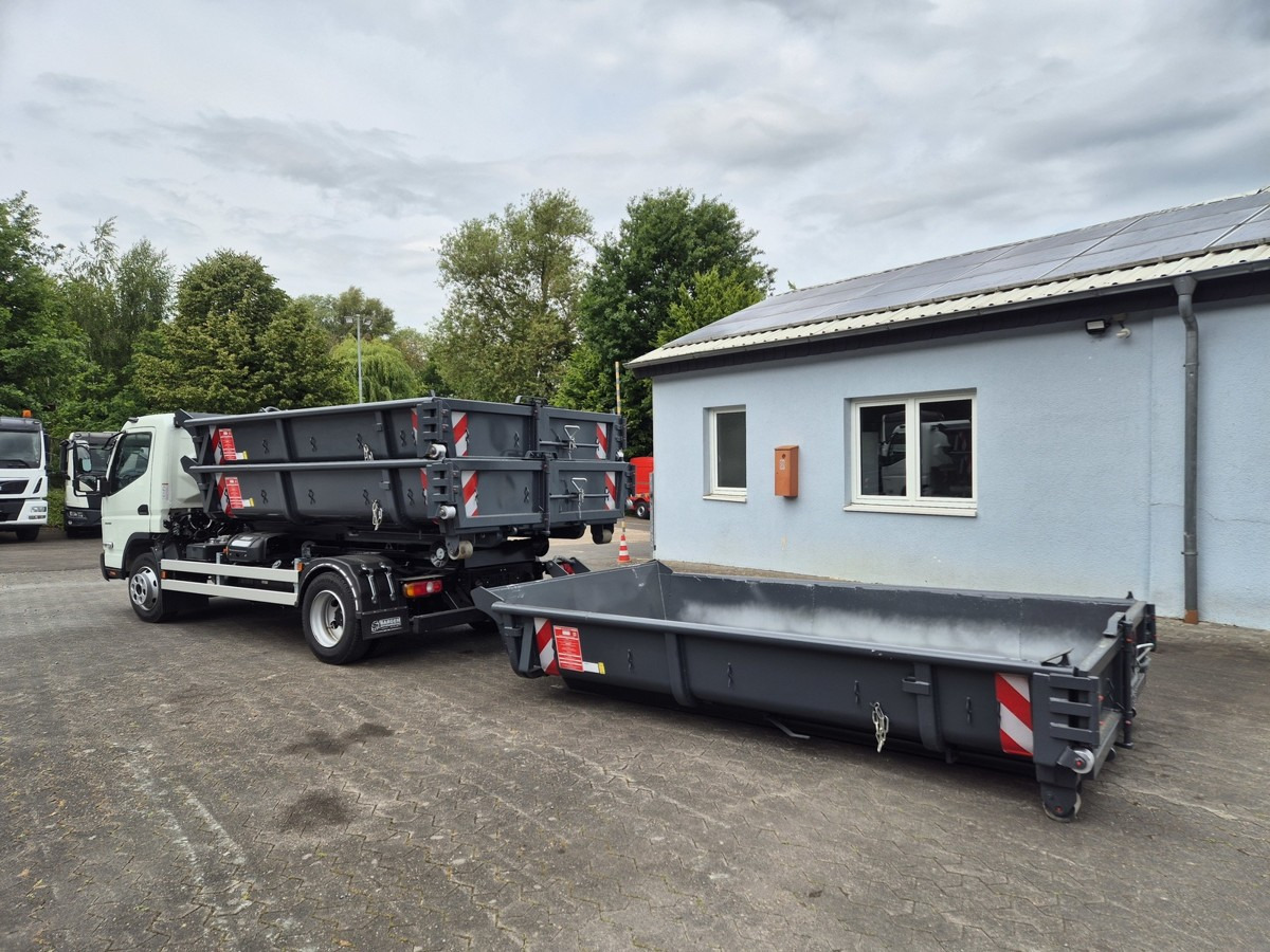 FUSO FUSO 9C18 40km/h City Abrollkipper WLF Swiss CH - Мултилифт с кука камион: снимка 3 FUSO FUSO 9C18 40km/h City Abrollkipper WLF Swiss CH - Мултилифт с кука камион: снимка 3