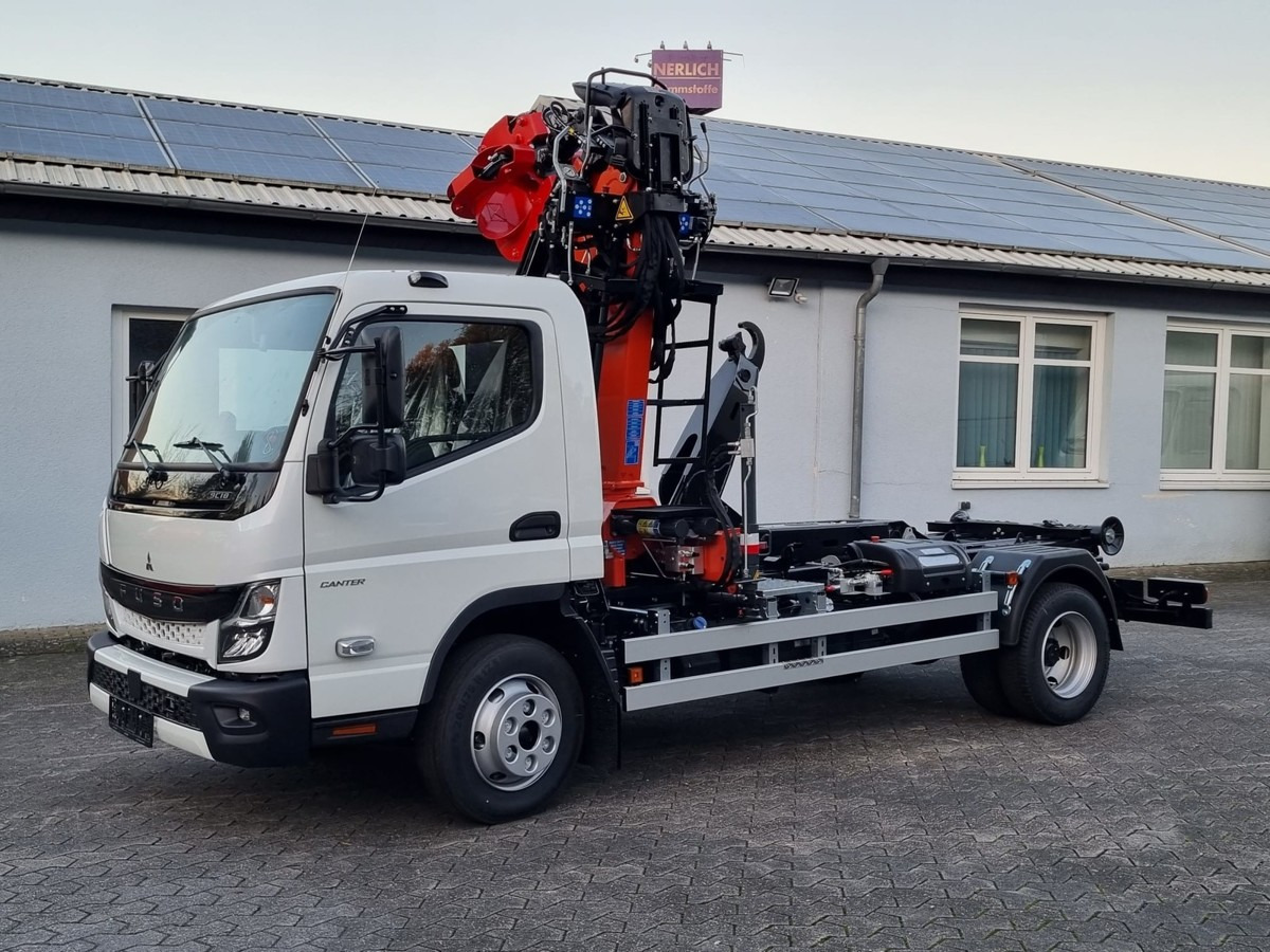 FUSO FUSO 9C18 City Abrollkipper + Z-Kran Recycling - Мултилифт с кука камион, Камион с кран: снимка 3 FUSO FUSO 9C18 City Abrollkipper + Z-Kran Recycling - Мултилифт с кука камион, Камион с кран: снимка 3
