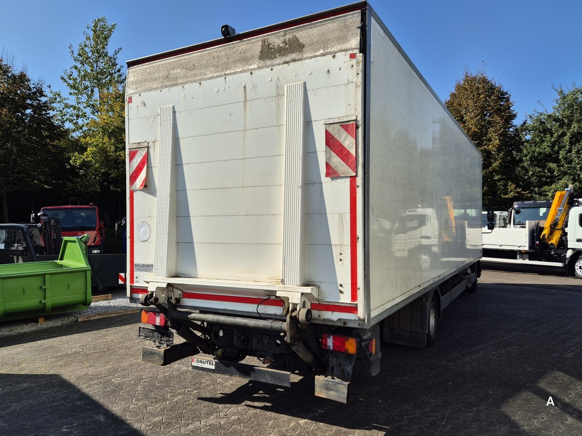 MAN TGL 12.250 BL Kühlkoffer 8,20m LBW - Рефрижератор камион: снимка 4 MAN TGL 12.250 BL Kühlkoffer 8,20m LBW - Рефрижератор камион: снимка 4