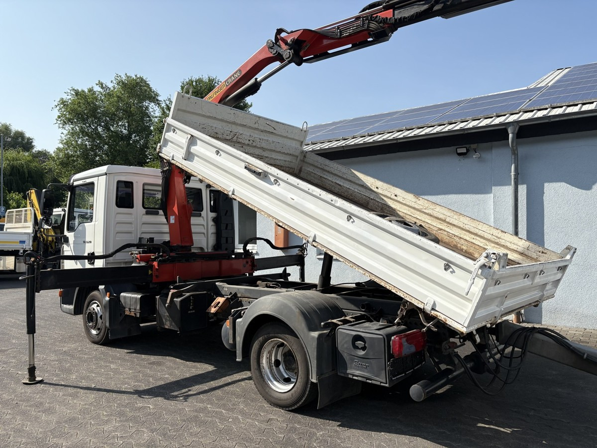 MAN TGL 8.210 Meiller Dreiseitenkipper mit Ladekran - Бус самосвал: снимка 2 MAN TGL 8.210 Meiller Dreiseitenkipper mit Ladekran - Бус самосвал: снимка 2