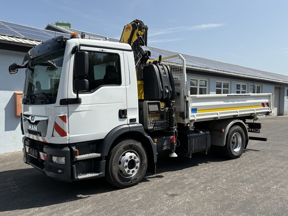 MAN TGM 15.290 BL 3-Seiten Kipper Kran (Funk) sofort - Самосвал камион, Камион с кран: снимка 1 MAN TGM 15.290 BL 3-Seiten Kipper Kran (Funk) sofort - Самосвал камион, Камион с кран: снимка 1