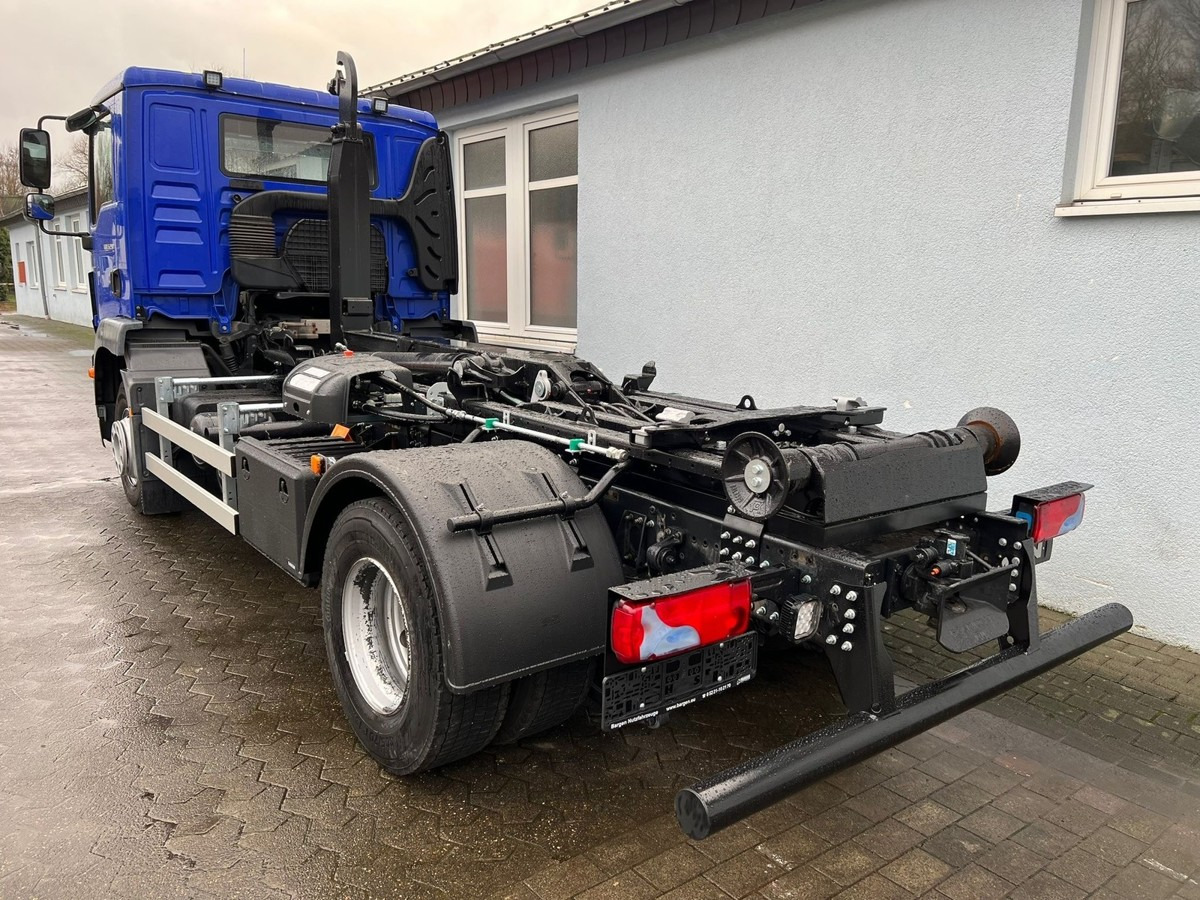 MAN TGM 15.290 BL Aut. Abrollkipper AHK - Мултилифт с кука камион: снимка 3 MAN TGM 15.290 BL Aut. Abrollkipper AHK - Мултилифт с кука камион: снимка 3
