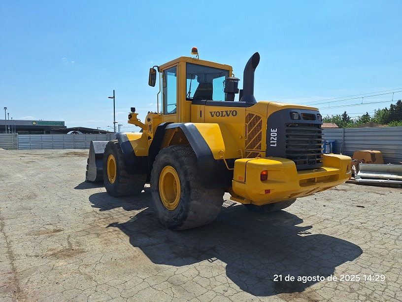 VOLVO L120E - Колесен товарач: снимка 3 VOLVO L120E - Колесен товарач: снимка 3