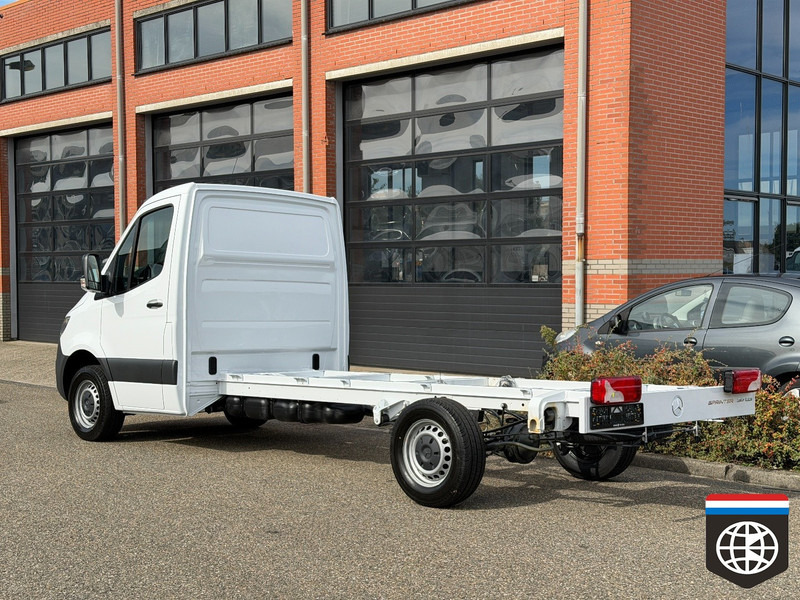 Mercedes-Benz Sprinter 317 / MBUX 10 / NEW / 2 UNITS - Лекотоварен автомобил: снимка 4 Mercedes-Benz Sprinter 317 / MBUX 10 / NEW / 2 UNITS - Лекотоварен автомобил: снимка 4