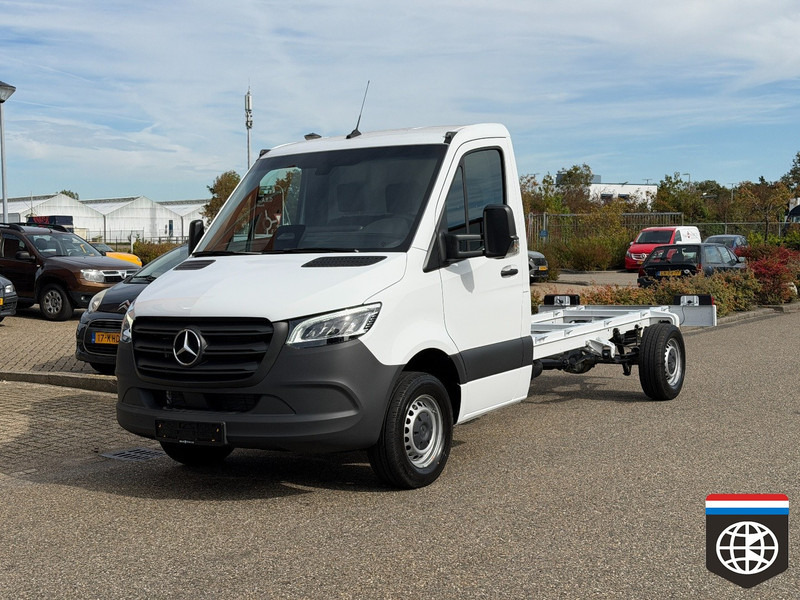 Mercedes-Benz Sprinter 317 / MBUX 10 / NEW / 2 UNITS - Лекотоварен автомобил: снимка 2 Mercedes-Benz Sprinter 317 / MBUX 10 / NEW / 2 UNITS - Лекотоварен автомобил: снимка 2