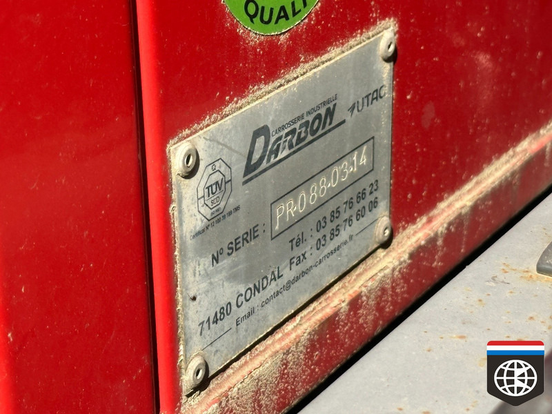 Mercedes-Benz AXOR 1833 TAIL LIFT - MANUAL GEARBOX - Камион с брезент: снимка 3 Mercedes-Benz AXOR 1833 TAIL LIFT - MANUAL GEARBOX - Камион с брезент: снимка 3