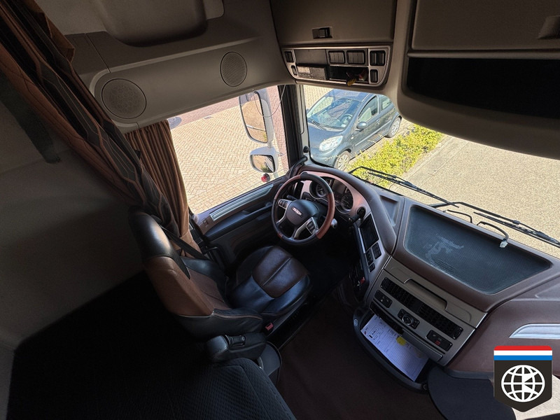 DAF XF 530 FT RETARDER / LEATHER INTERIOR / NIGHT AC / TUV 06-2026 - Влекач: снимка 5 DAF XF 530 FT RETARDER / LEATHER INTERIOR / NIGHT AC / TUV 06-2026 - Влекач: снимка 5