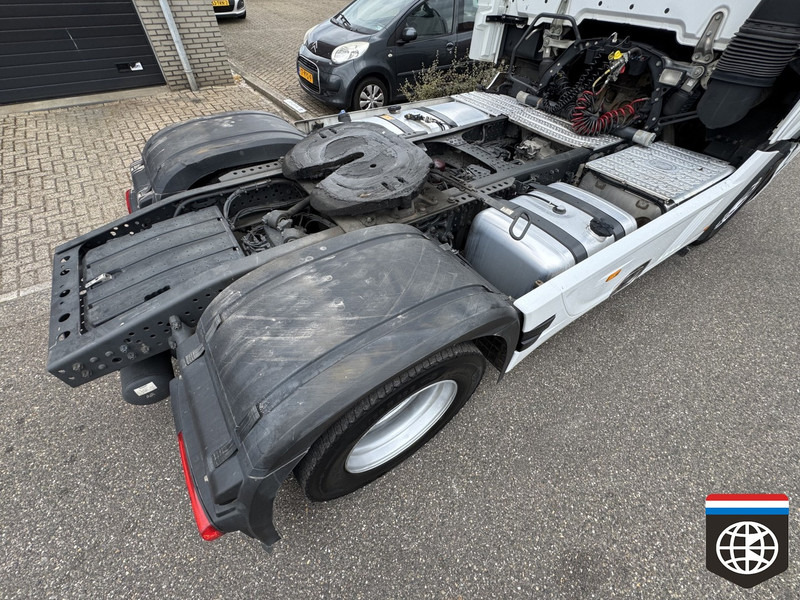 Mercedes-Benz ACTROS 1853 Giga Space - Full spoiler - night A/C - LOW KM - Влекач: снимка 5 Mercedes-Benz ACTROS 1853 Giga Space - Full spoiler - night A/C - LOW KM - Влекач: снимка 5