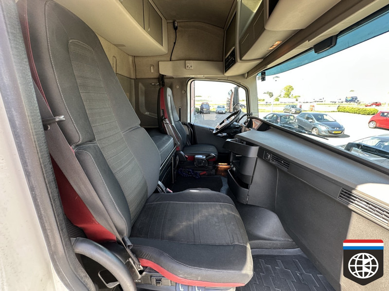 Влекач Volvo FH 500 GLOBETROTTER: снимка 19