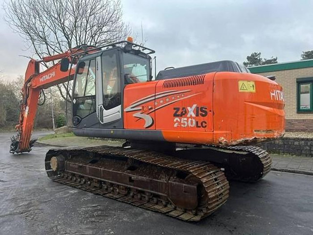 Hitachi ZX250LC-3 - ZX 250 LC - ZX250 - Багер: снимка 2 Hitachi ZX250LC-3 - ZX 250 LC - ZX250 - Багер: снимка 2