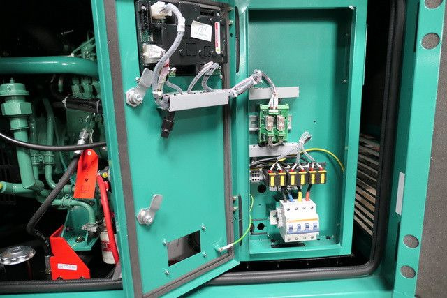 Cummins 10 kVA, Stromgenerator, Stamford - Електрогенератор: снимка 4 Cummins 10 kVA, Stromgenerator, Stamford - Електрогенератор: снимка 4