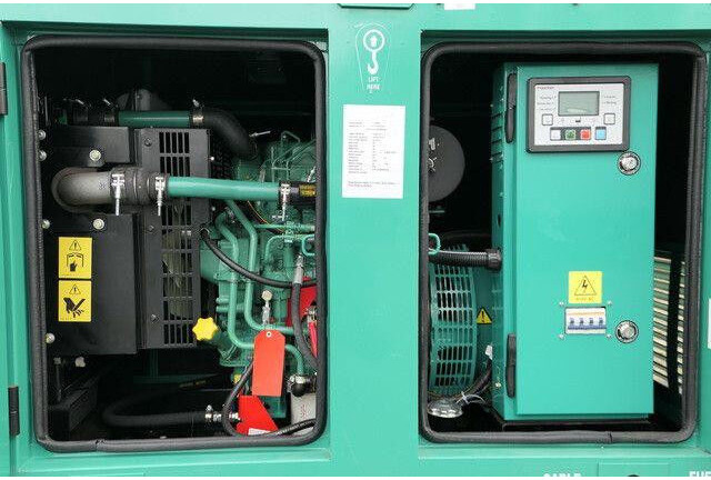 Cummins 20 kVA, Stromgenerator, Sofort verfügbar - Електрогенератор: снимка 2 Cummins 20 kVA, Stromgenerator, Sofort verfügbar - Електрогенератор: снимка 2