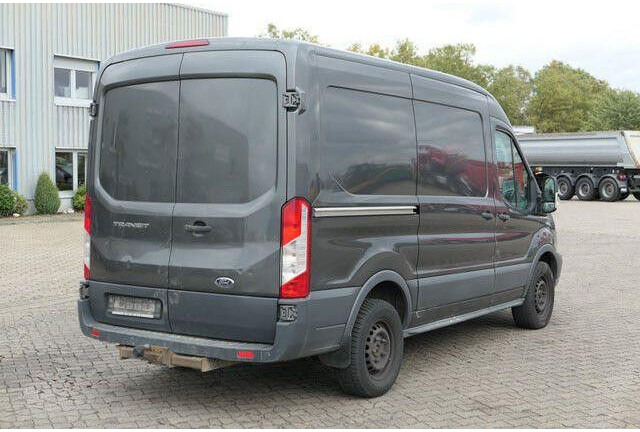 Ford Transit 4x2, 3 Sitz, Klima, AHK, Handwerker - Товарен бус: снимка 4 Ford Transit 4x2, 3 Sitz, Klima, AHK, Handwerker - Товарен бус: снимка 4