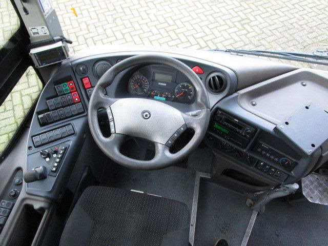 Iveco Crossway LE, EEV, 47 Sitze, A/C, Gurte Iveco Crossway LE, EEV, 47 Sitze, A/C, Gurte - Градски автобус: снимка 4 Iveco Crossway LE, EEV, 47 Sitze, A/C, Gurte Iveco Crossway LE, EEV, 47 Sitze, A/C, Gurte - Градски автобус: снимка 4