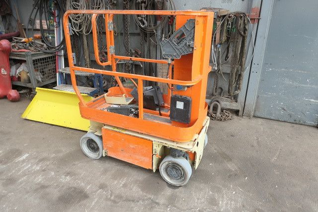 JLG 1230 ES, 3,6mtr., ohne Funktion - Автовишка: снимка 2 JLG 1230 ES, 3,6mtr., ohne Funktion - Автовишка: снимка 2