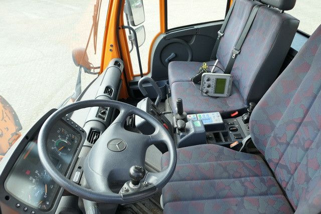Камион Unimog U 300 4x4, Schmidt, Streuer, Schild, Klima,27tkm: снимка 15