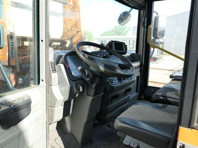 MAN 26.350 TGA 6x2, Haller, 24m³, Klima, 4 Sitze - Боклукчийска кола: снимка 5 MAN 26.350 TGA 6x2, Haller, 24m³, Klima, 4 Sitze - Боклукчийска кола: снимка 5