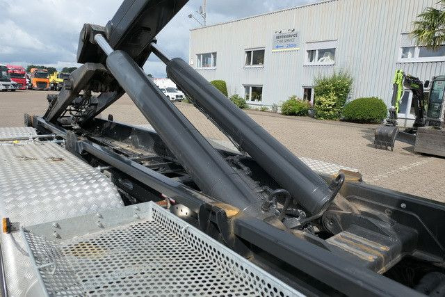 MAN 35.510 TGS 8x4, Tridem, VDL, Lift-Lenk, Funk,TOP - Мултилифт с кука камион: снимка 2 MAN 35.510 TGS 8x4, Tridem, VDL, Lift-Lenk, Funk,TOP - Мултилифт с кука камион: снимка 2