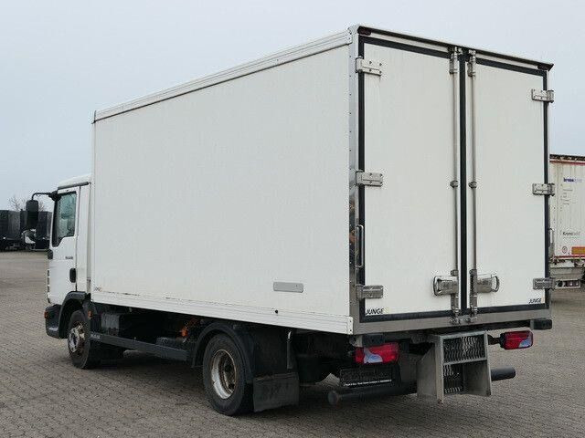 MAN 8.220 TGL BL 4x2, Thermo King, 3. Sitz, 5m lang - Рефрижератор камион: снимка 3 MAN 8.220 TGL BL 4x2, Thermo King, 3. Sitz, 5m lang - Рефрижератор камион: снимка 3