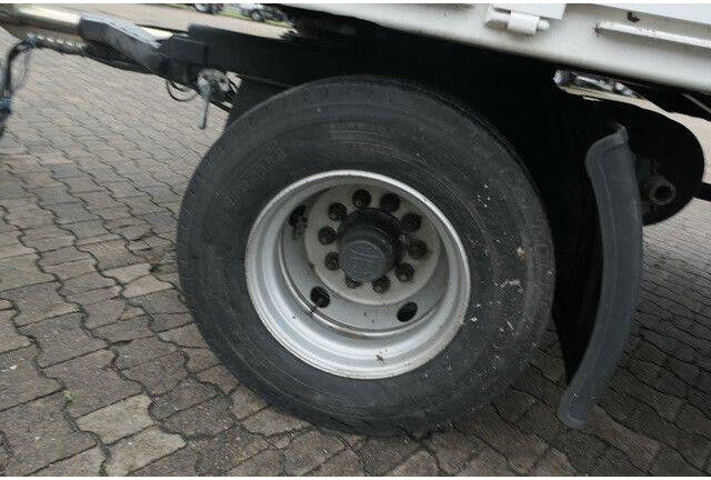 Бордово ремарке/ Платформа MEUSBURGER MPJ 3, Rampen, Luft-Lift, Bordwände, Container: снимка 11 Бордово ремарке/ Платформа MEUSBURGER MPJ 3, Rampen, Luft-Lift, Bordwände, Container: снимка 11