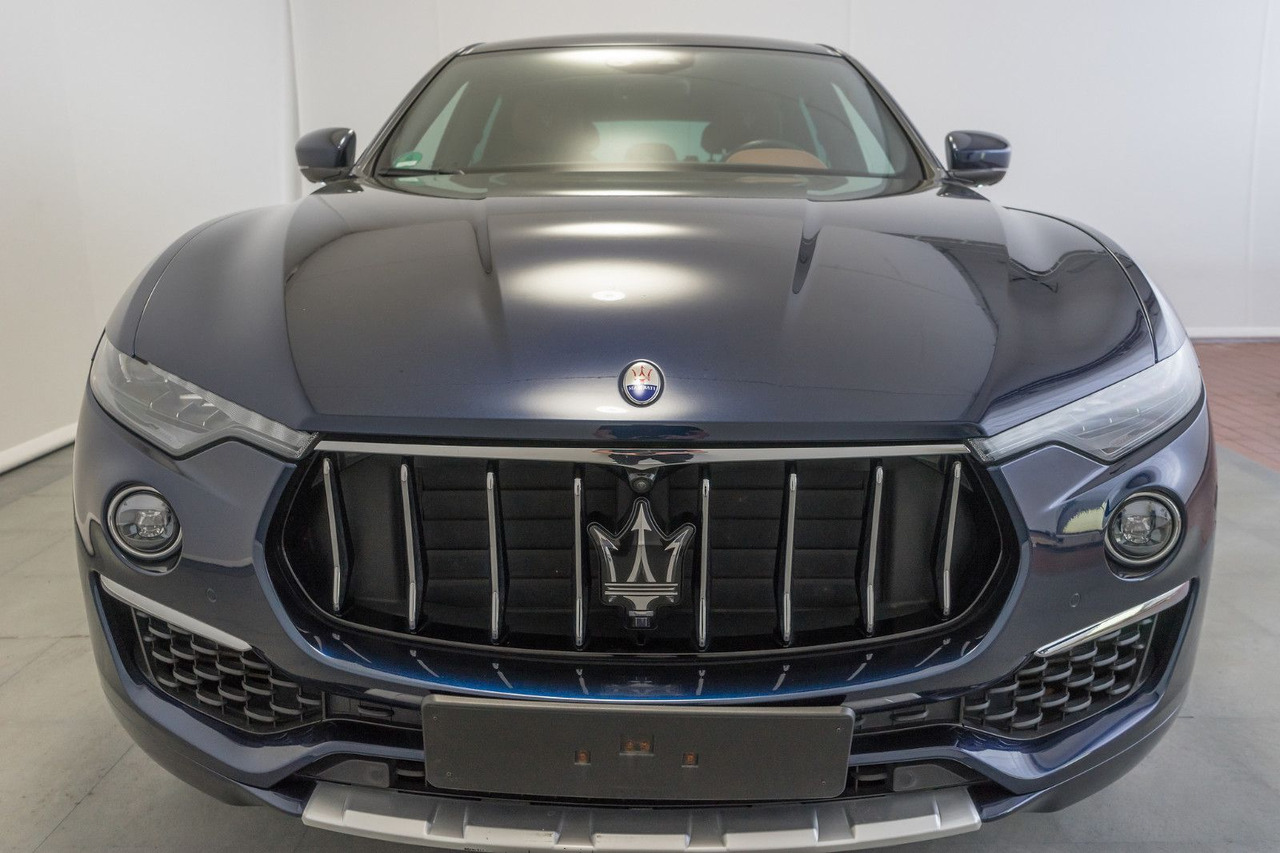 Maserati Levante Q4 Gran Lusso/2. Hand/TOP! - Джип: снимка 5 Maserati Levante Q4 Gran Lusso/2. Hand/TOP! - Джип: снимка 5