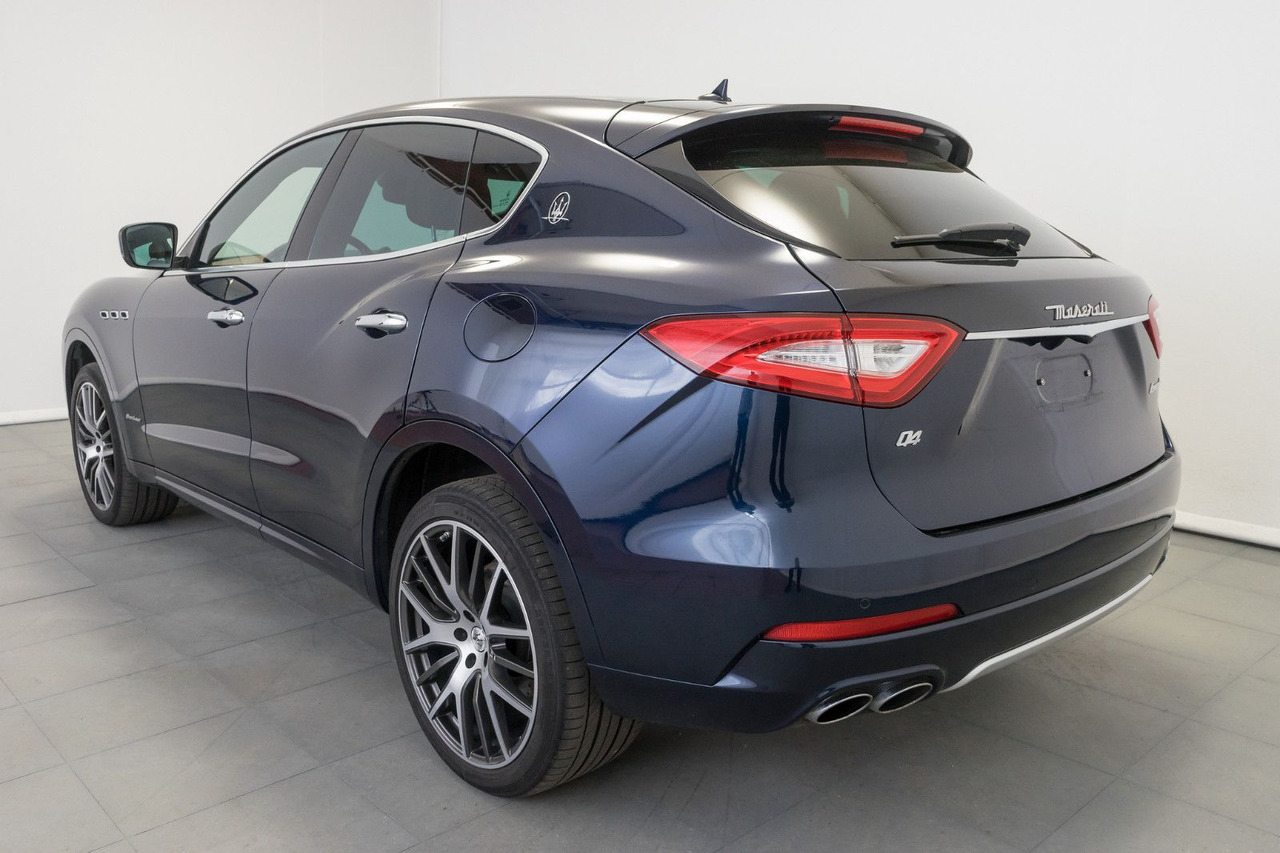 Maserati Levante Q4 Gran Lusso/2. Hand/TOP! - Джип: снимка 2 Maserati Levante Q4 Gran Lusso/2. Hand/TOP! - Джип: снимка 2